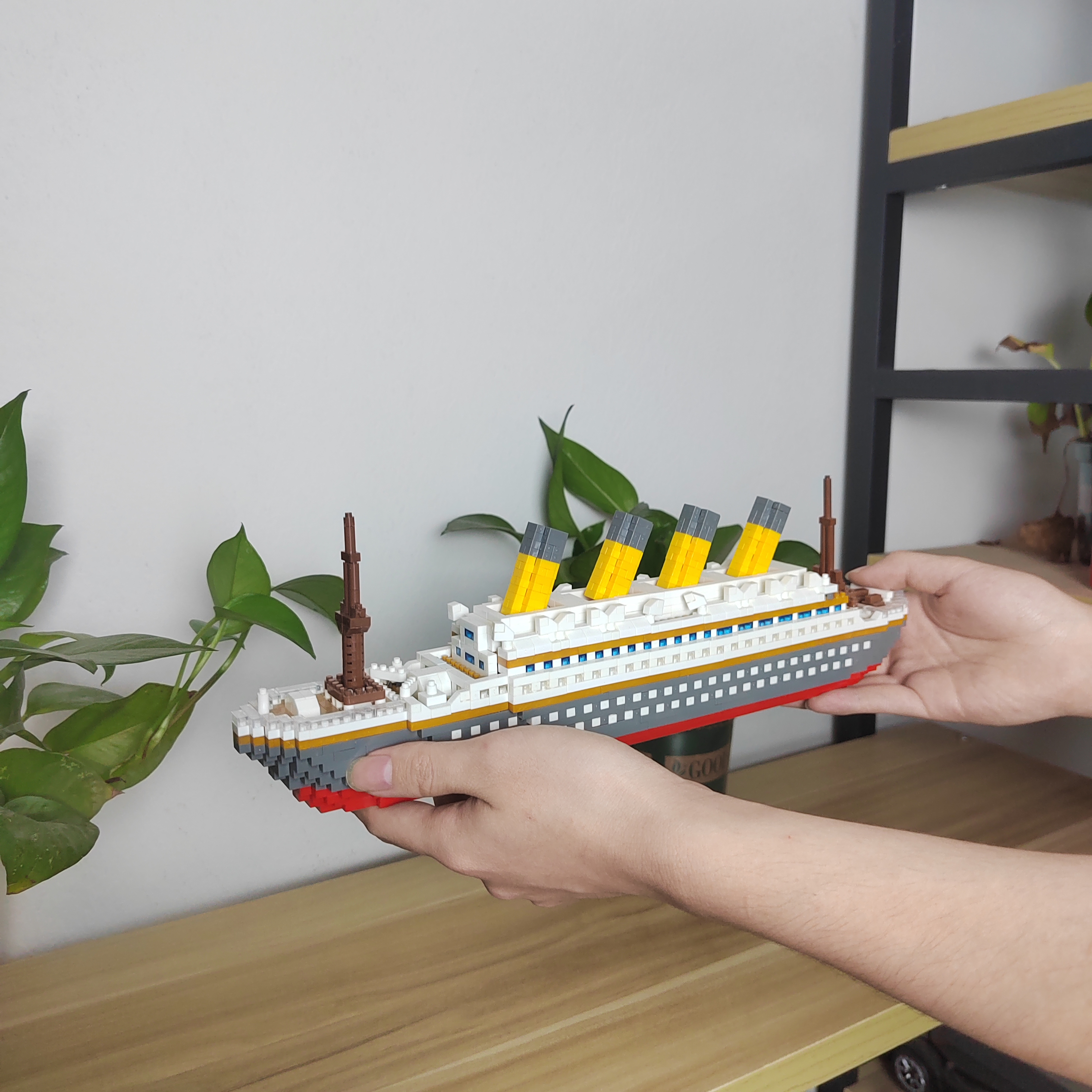 Exquisite Titanic Micro Mini B – обзор и цена Science Olympiad